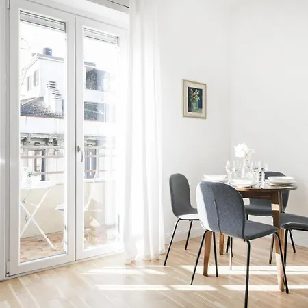 Easylife - - Napo Torriani 1 E - *